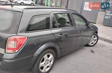 Универсал Opel Astra 2007 в 