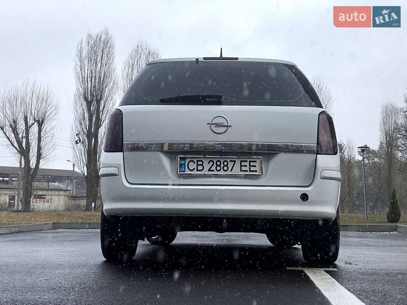 Універсал Opel Astra 2005 в Чернігові