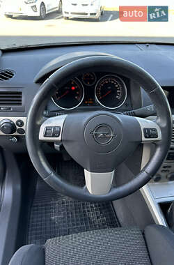 Універсал Opel Astra 2008 в 