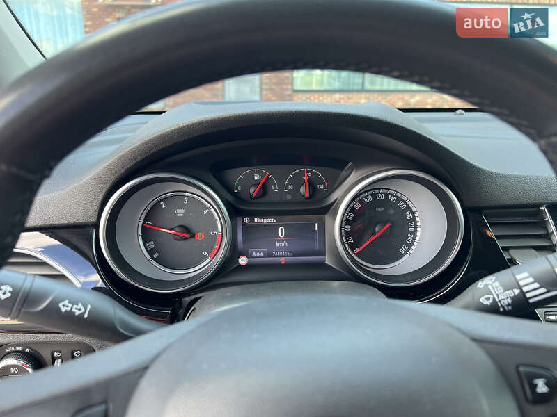 Универсал Opel Astra 2016 в Киеве