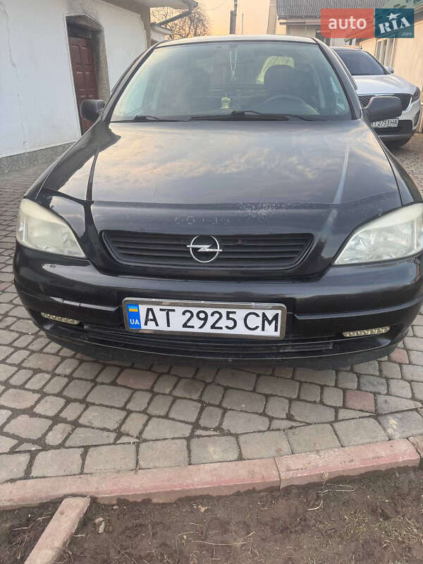 Седан Opel Astra 2006 в Богородчанах