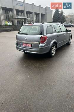 Универсал Opel Astra 2006 в 