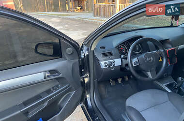 Универсал Opel Astra 2005 в 