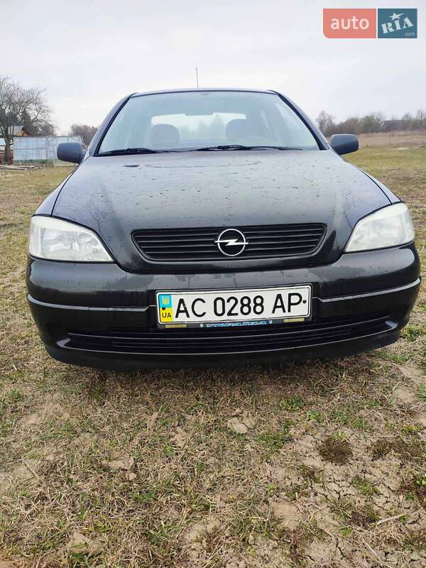 Седан Opel Astra 2008 в 
