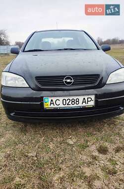 Седан Opel Astra 2008 в 