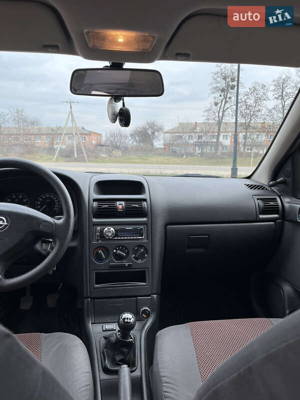 Седан Opel Astra 2007 в Білій Церкві