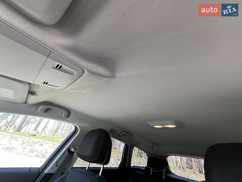 Універсал Opel Astra 2015 в Ірпені