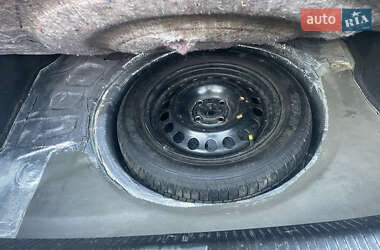 Седан Opel Astra 2005 в 