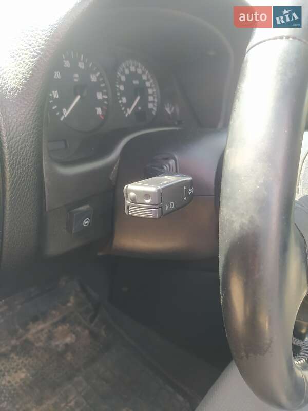 Седан Opel Astra 2007 в Киеве