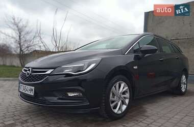 Універсал Opel Astra 2017 в 