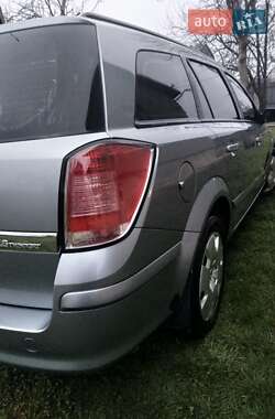 Универсал Opel Astra 2006 в 