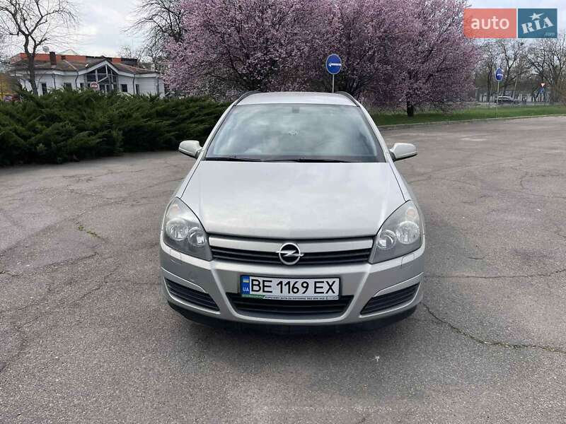 Универсал Opel Astra 2005 в 