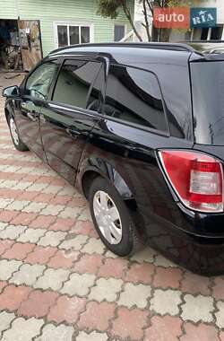 Универсал Opel Astra 2008 в 