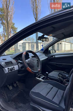 Универсал Opel Astra 2006 в 