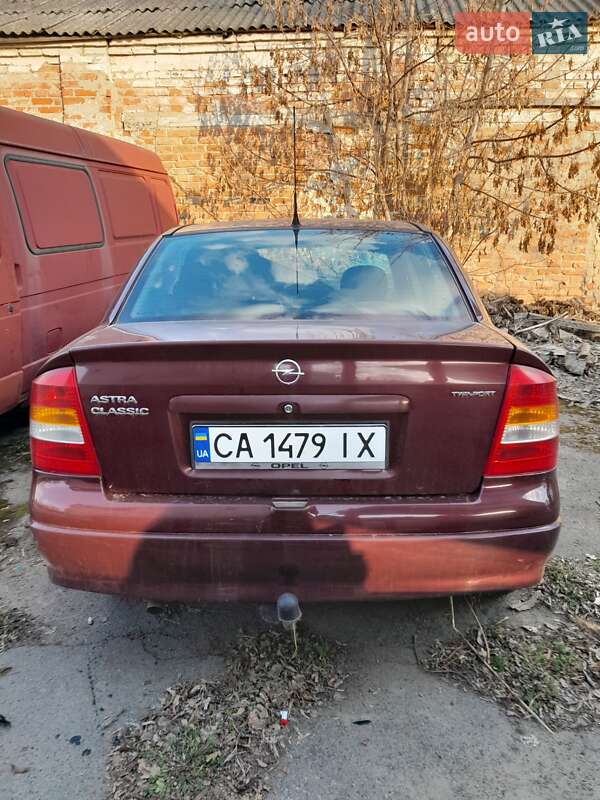 Седан Opel Astra 2006 в Звенигородке