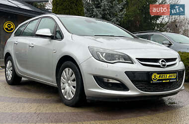 Универсал Opel Astra 2013 в 