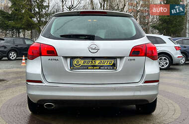 Универсал Opel Astra 2013 в 
