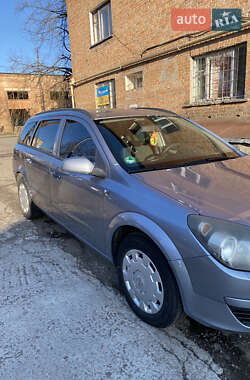 Универсал Opel Astra 2005 в 