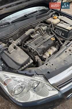 Универсал Opel Astra 2007 в 