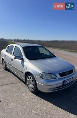 Седан Opel Astra 2005 в 