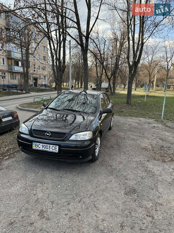 Opel Astra 2006