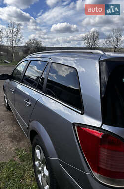 Универсал Opel Astra 2006 в 