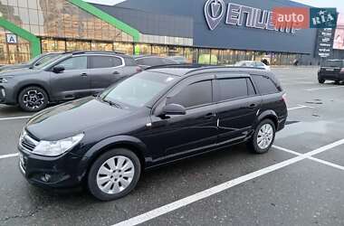Универсал Opel Astra 2007 в 