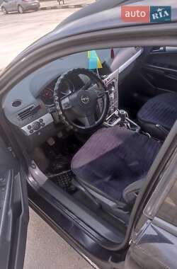 Універсал Opel Astra 2006 в 
