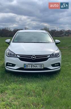 Универсал Opel Astra 2018 в 