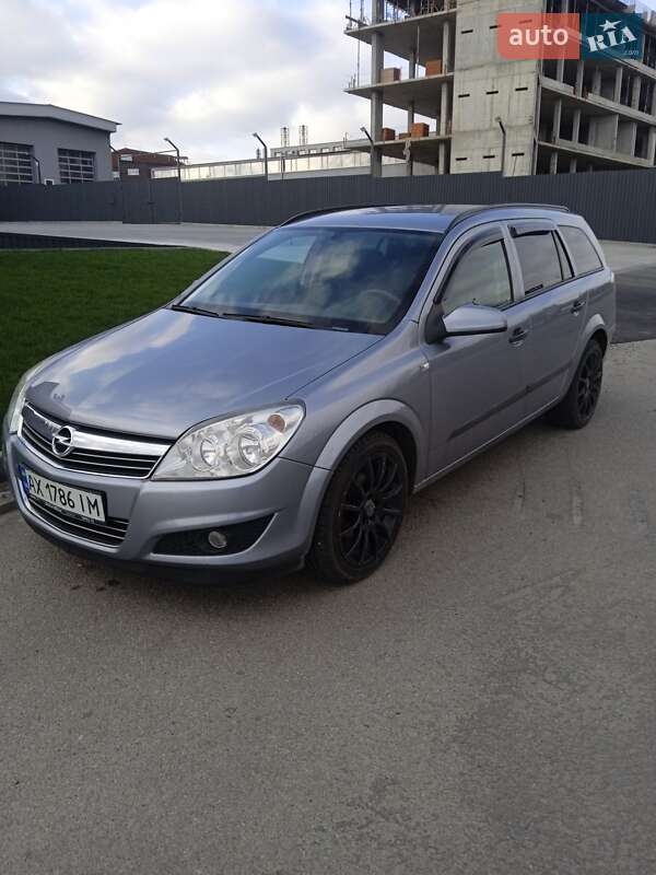 Универсал Opel Astra 2009 в 