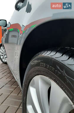 Универсал Opel Astra 2011 в 