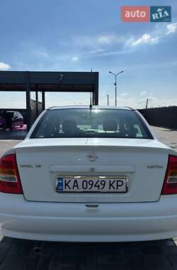 Седан Opel Astra 2001 в 