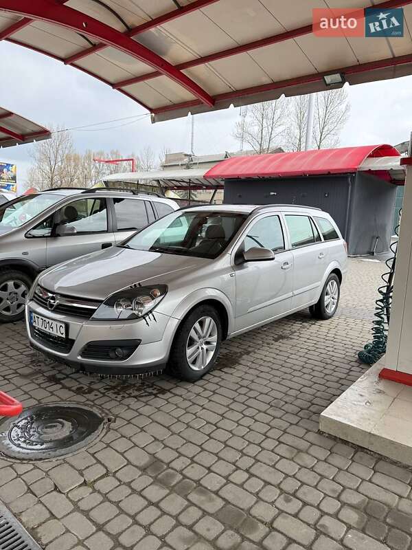 Універсал Opel Astra 2005 в Надвірній фото 5 Універсал Opel Astra 2005 в Надвірній