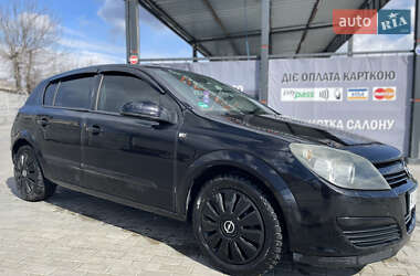 Хэтчбек Opel Astra 2004 в 