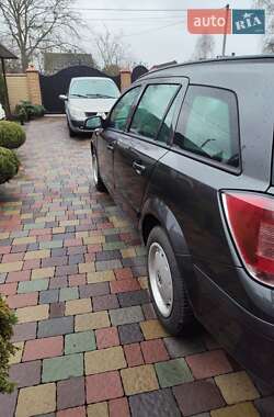Универсал Opel Astra 2009 в 