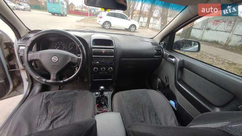 Седан Opel Astra 2005 в Городке фото 7 Седан Opel Astra 2005 в Городке