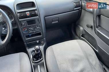 Седан Opel Astra 2007 в 