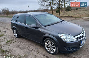 Универсал Opel Astra 2009 в 