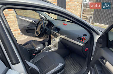 Универсал Opel Astra 2007 в 