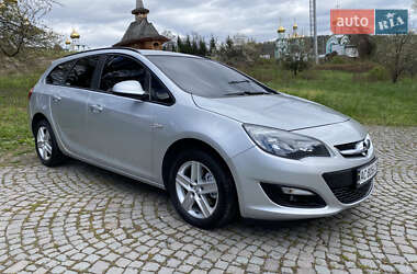 Универсал Opel Astra 2015 в 
