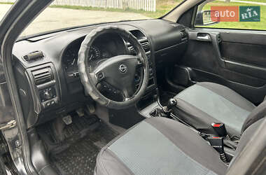 Седан Opel Astra 2001 в 