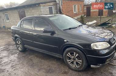 Седан Opel Astra 2006 в 