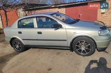 Седан Opel Astra 2007 в 