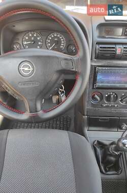 Седан Opel Astra 2007 в 