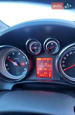 Універсал Opel Astra 2013 в 