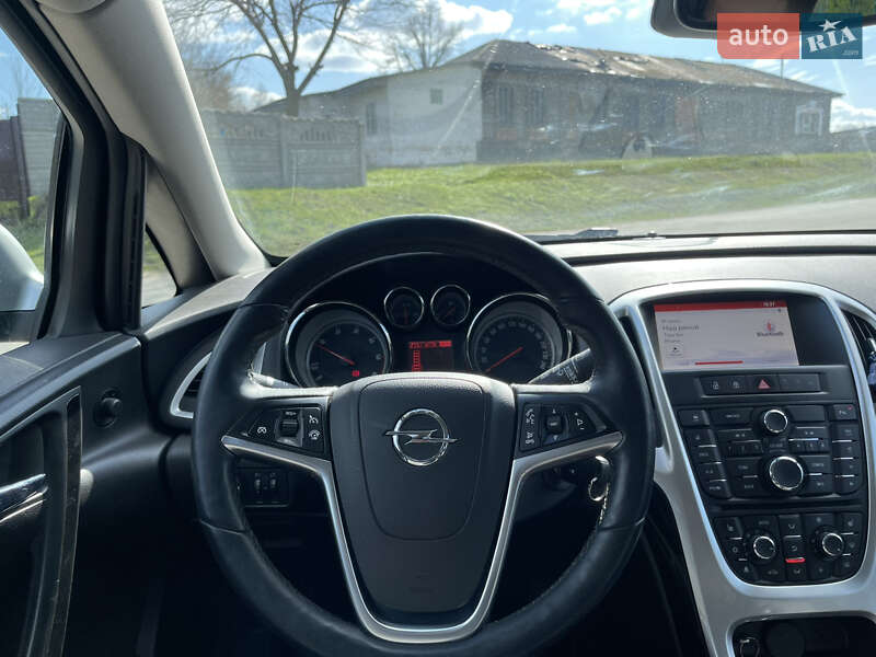 Універсал Opel Astra 2015 в Прилуках