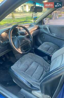 Хэтчбек Opel Astra 1992 в 