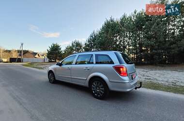 Универсал Opel Astra 2009 в 