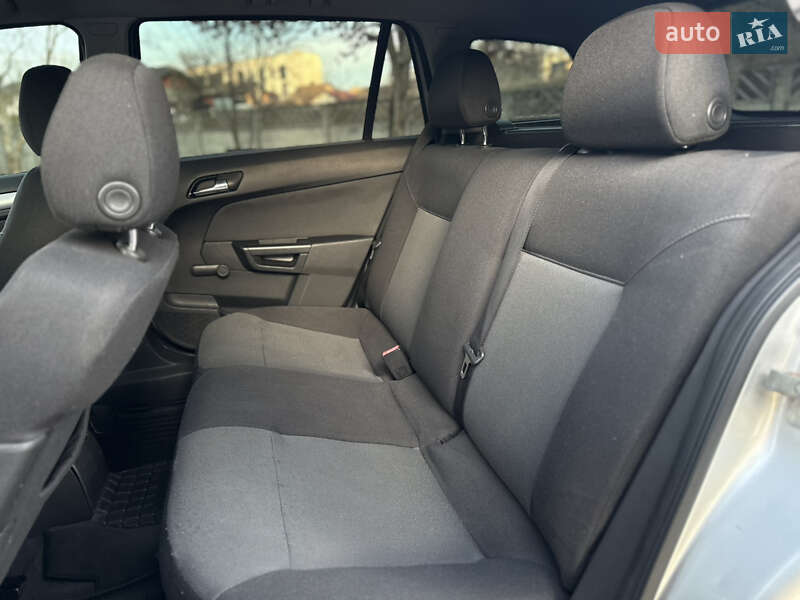 Универсал Opel Astra 2006 в Ивано-Франковске фото 21 Универсал Opel Astra 2006 в Ивано-Франковске