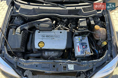 Универсал Opel Astra 1998 в 